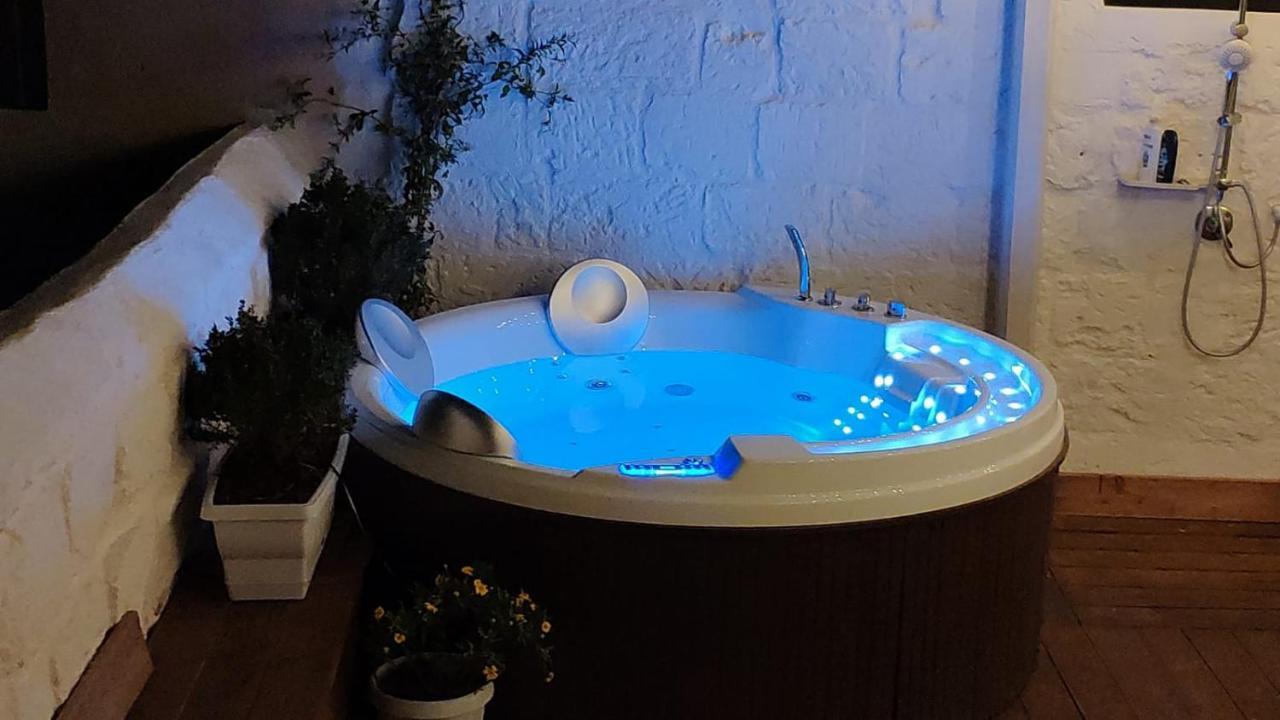 מונופולי Amalfi Pool Suite - Puglia Mia Apartments מראה חיצוני תמונה