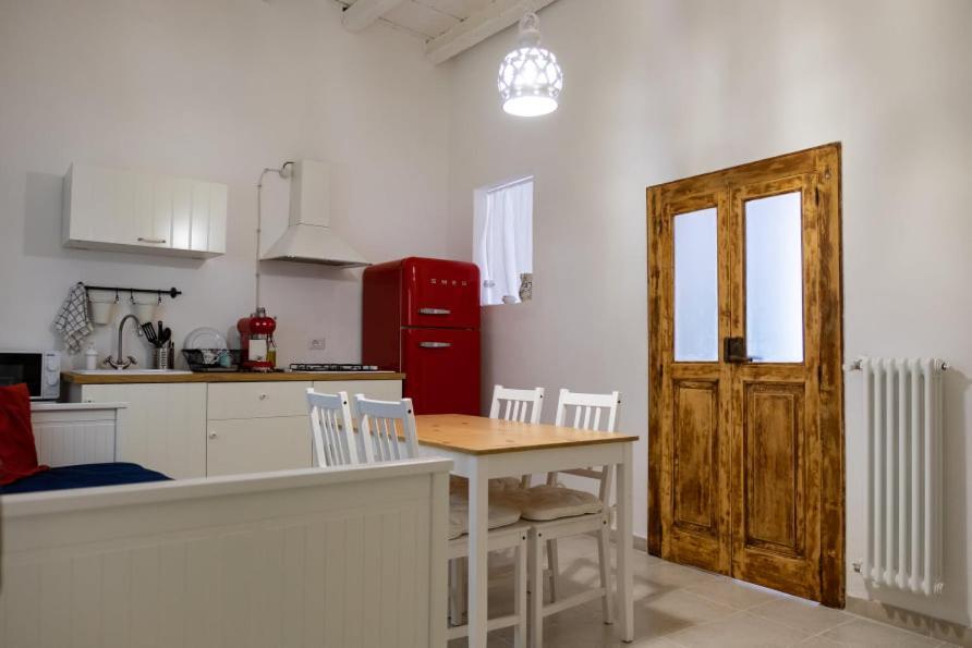 מונופולי Amalfi Pool Suite - Puglia Mia Apartments מראה חיצוני תמונה